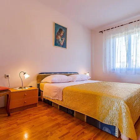 Apartment Milka.1 *